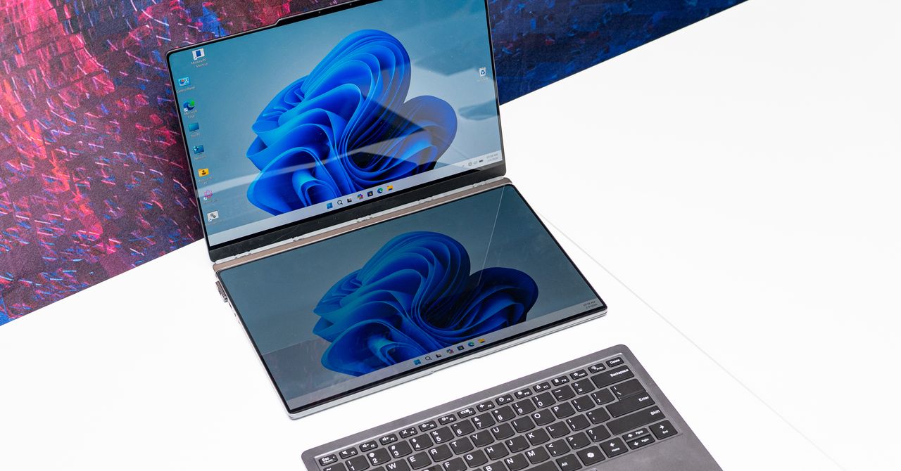 Lenovo’s Latest Wacky Concepts Include a Laptop With a Built-in Portable Monitor